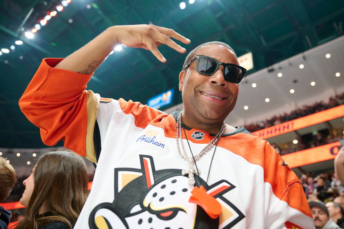 KeenanThompson celebrates goal 3 with the Anaheim Ducks against Las Vegas Golden Knights February 1st, 2026 in Anaheim California.