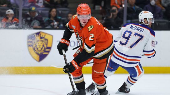 Ducks create gap on Pacific Division 'pillow fight' taken in Vancouver (Anaheim Ducks). Photo by Paige Creason - The Sporting Tribune