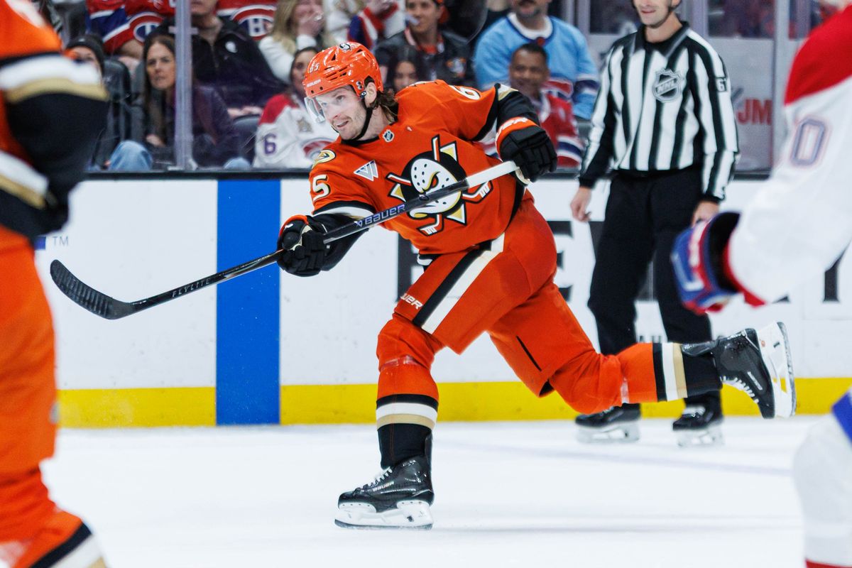 Anaheim Ducks defenseman Jacob Trouba (65) shoots the puck during an NHL match against the Montreal Canadiens on March 6, 2026 in Anaheim, California.