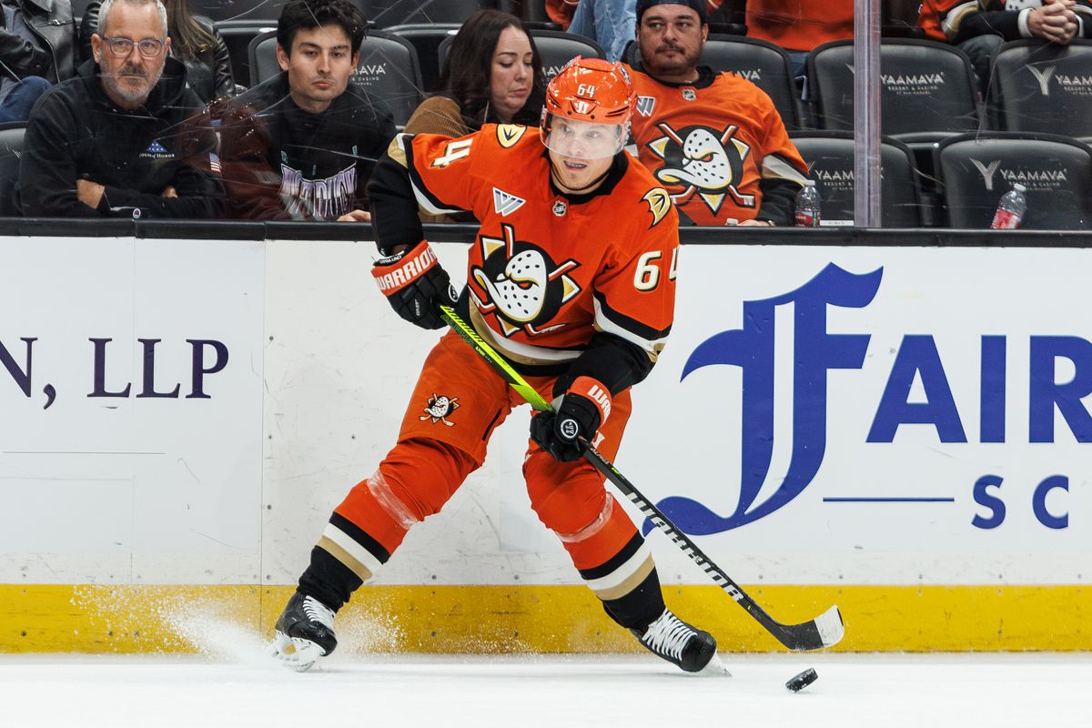 Anaheim Ducks center Mikael Granlund (64) passes the puck during an NHL hockey game against the Calgary Flames, Saturday April 4, 2026 in Anaheim, Calif.