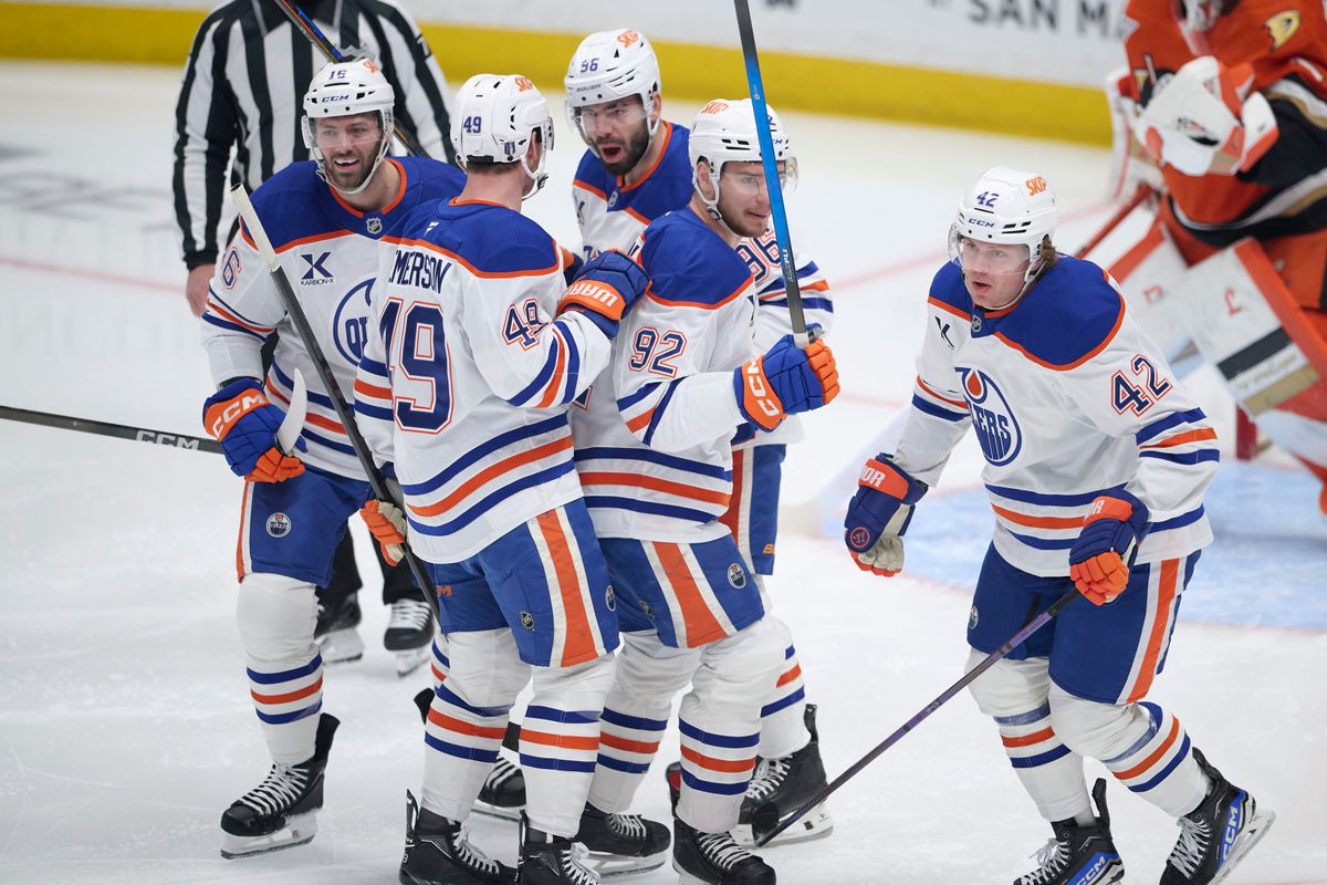 The Edmonton Oilers celebrate a goal scored during an NHL playoff game against The Anaheim Ducks, April 26th, 2026 in Anaheim California.