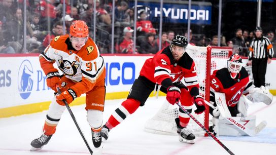 Ducks make high-impact miscues, struggle in New Jersey loss taken at Prudential Center (Anaheim Ducks)