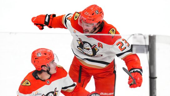 Ducks still wear determined confidence after gut-punch Game 5 loss in Vegas taken at T-Mobile Arena (Anaheim Ducks)