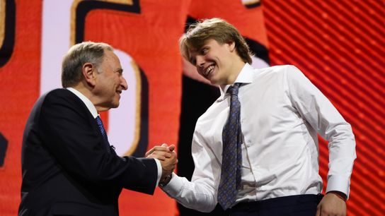 Ducks move into first round, select skill in Klepov, Nordmark taken in Buffalo (Anaheim Ducks). Photo by Mandatory Credit: Timothy T. Ludwig-Imagn Images