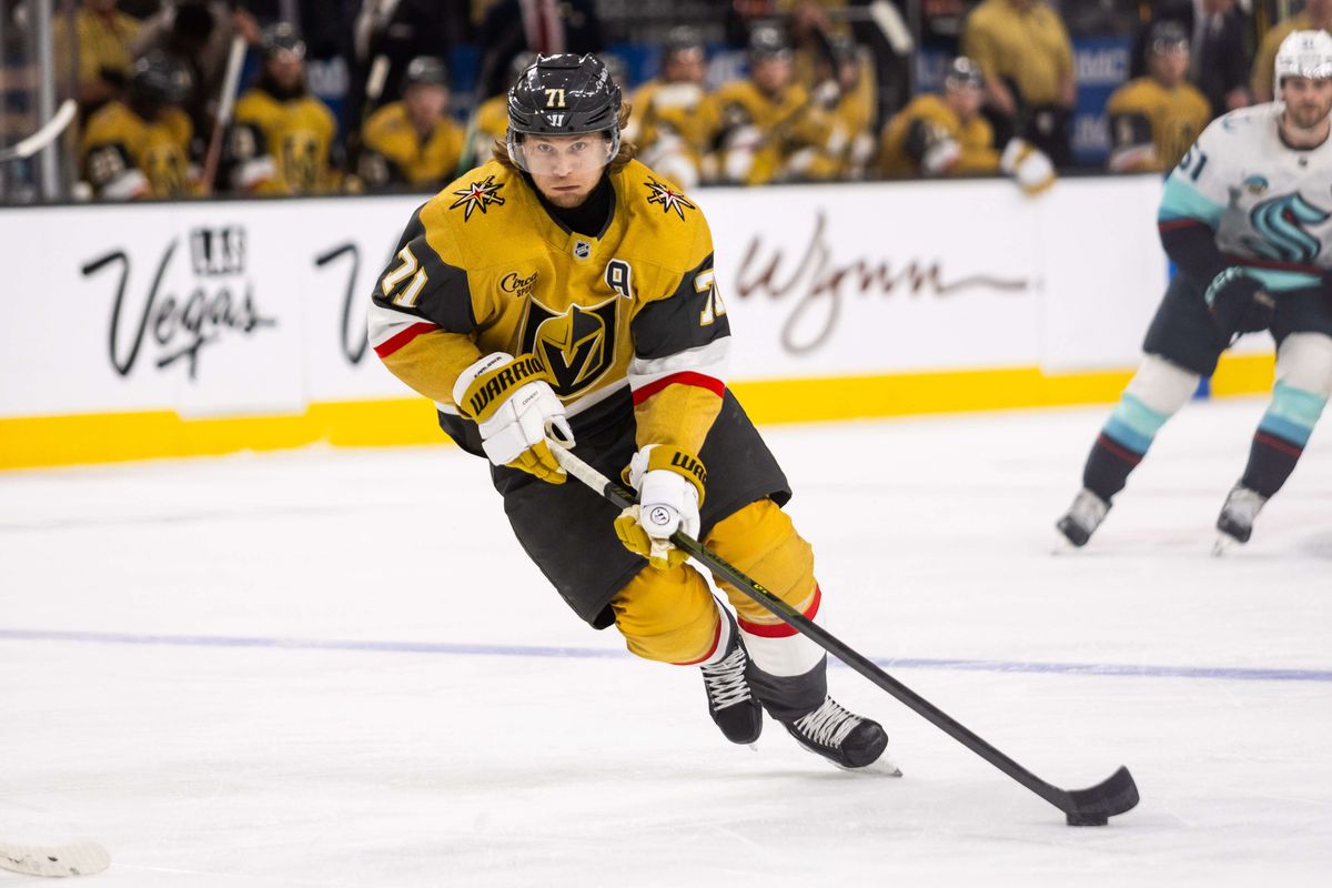 Las Vegas Golden Knights center William Karlsson (71) skates the puck into the offensive zone during a NHL game between the Las Vegas Golden Knights and the Seattle Kraken, Thursday April 10, 2025 in Las Vegas, Nev.
