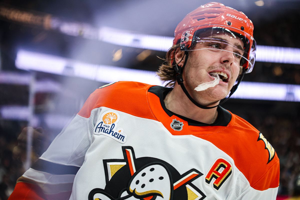 Anaheim Ducks C Leo Carlsson (91) seen after scoring a goal against the Vegas Golden Knights on Saturday November 8, 2025, in Las Vegas, Nevada. 
