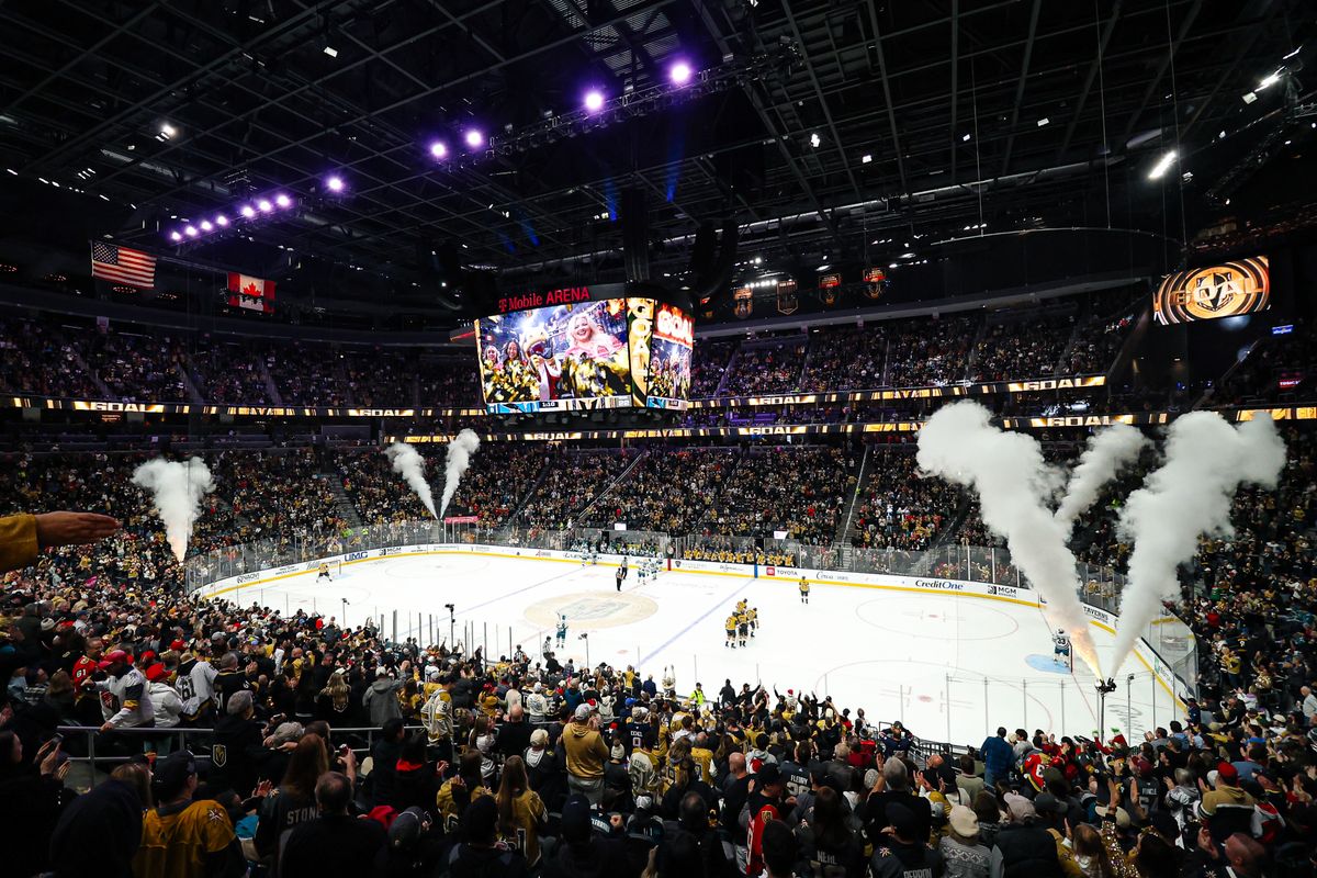 Vegas Golden Knights F Reilly Smith (19) celebrates with his teammates after scoring a goal against the San Jose Sharks on Tuesday December 23, 2025, in Las Vegas, Nevada. 