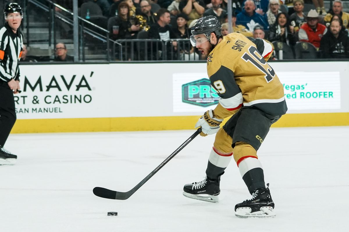 Vegas Golden Knights right wing Reilly Smith (19) takes the puck down the ice during NHL game against Toronto Maple Leafs game on Thursday Jan. 15, 2026 at T-Mobile Arena in Las Vegas.