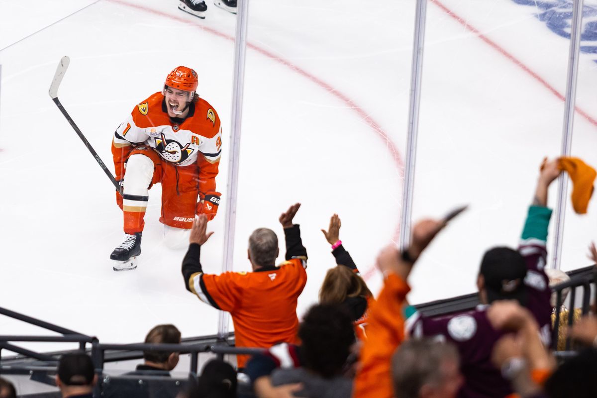 Anaheim Ducks center Leo Carlsson (91) yells in celebration after scoring a goal during game 2 of a NHL playoff game between the Vegas Golden Knights and the Anaheim Ducks, Wednesday May 6, 2026 in Las Vegas, Nev.