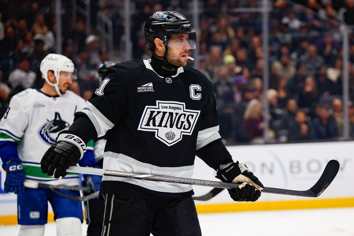 Los Angeles Kings center Anze Kopitar (11) in between possessions during game against Vancouver Canucks on Thursday, November 7, 2024 in Los Angeles. Los Angeles Kings center Anze Kopitar (11) in between possessions during game against Vancouver Canucks on Thursday, November 7, 2024 in Los Angeles.