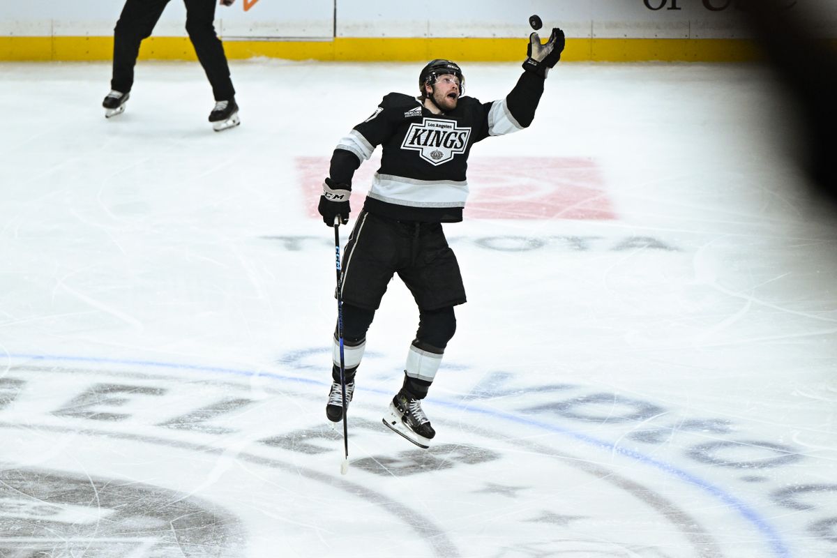 Los Angeles Kings Left Winger Warren Foegele (37) catches a tipped breakout pass out of the air during an NHL hockey game against the Toronto Maple Leafs, Saturday, March 29, 2025, in Los Angeles Calif. Los Angeles Kings Left Winger Warren Foegele (37) catches a tipped breakout pass out of the air during an NHL hockey game against the Toronto Maple Leafs, Saturday, March 29, 2025, in Los Angeles Calif.