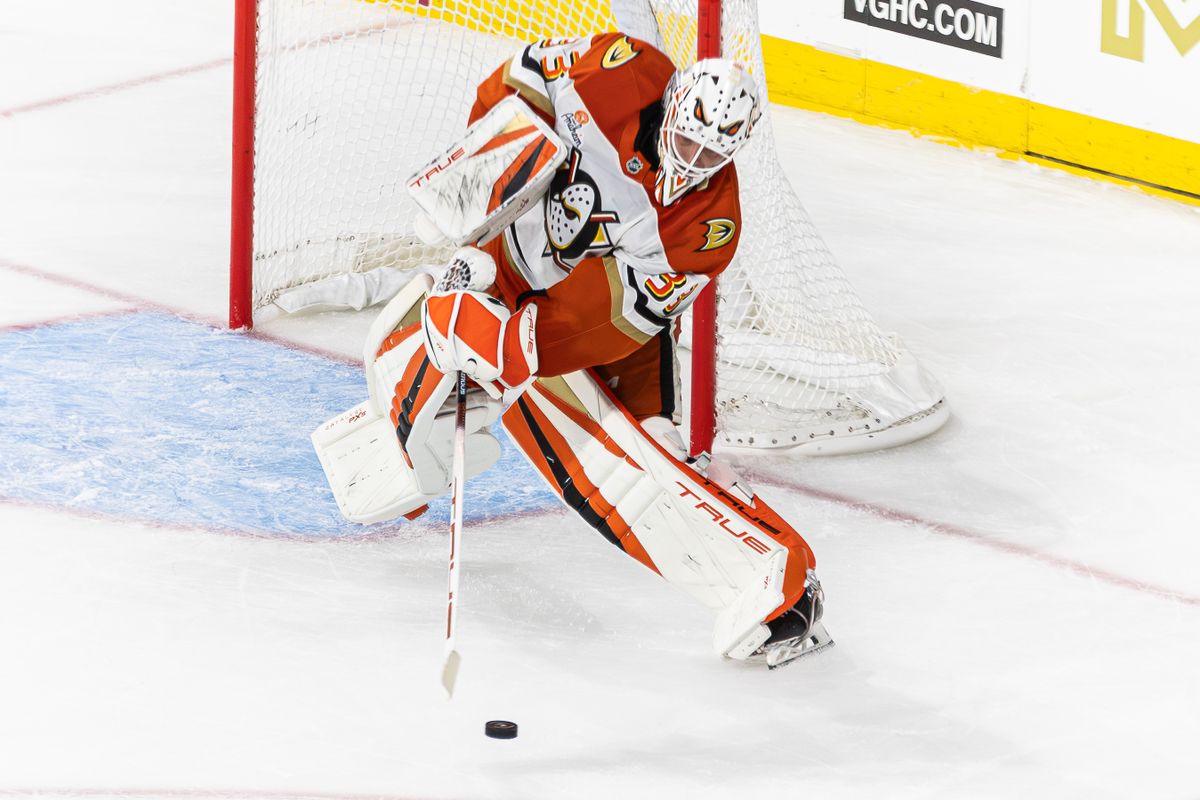 Anaheim Ducks Goaltender Ville Husso (33) passes the puck during an NHL hockey game against the Los Angeles Kings, Sunday September 21, 2025 in Ontario, Calif. Anaheim Ducks Goaltender Ville Husso (33) passes the puck during an NHL hockey game against the Los Angeles Kings, Sunday September 21, 2025 in Ontario, Calif.