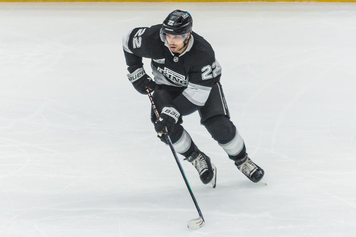 Los Angeles Kings Kevin Fiala (22) advances with the puck during an NHL hockey game against the Anaheim Ducks, Saturday October 4, 2025 in Los Angeles, Calif.