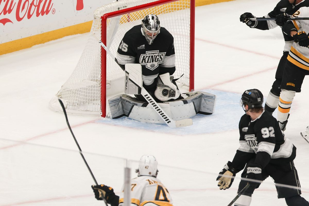 Goaltender Darcy Kuemper #35 of the Los Angeles Kings makes a glove save during an NHL hockey game against the Boston Bruins, Friday November 21, 2025 in Los Angeles, Calif.