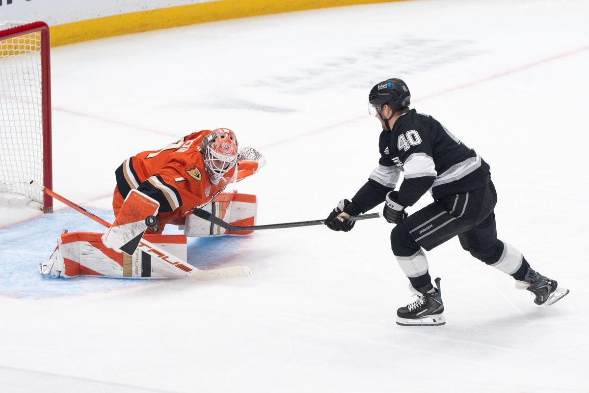 Los Angeles Kings Right Wing Joel Armia (40) has a one on one with the goalie and shoots towards the goal during an NHL game against the Anaheim Ducks, Friday January 16th, 2026 in Los Angeles, California.