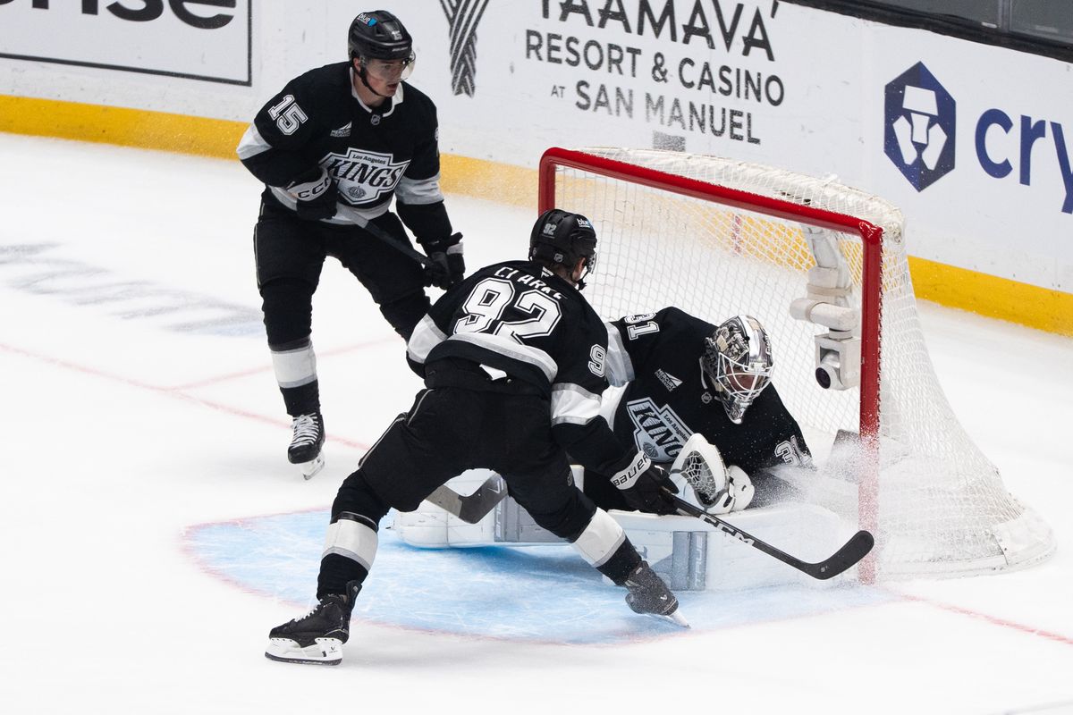 Los Angeles Kings Goalie Anton Forsberg (31) makes a save during an NHL match against the Vegas Golden Knights on February 25, 2025 in Los Angeles, Calif.
