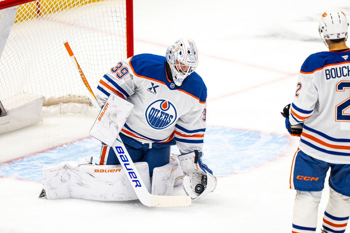 Edmonton Oilers goalie Connor Ingram (39) successfully defending a shot at goal during an NHL hockey game against the Los Angeles Kings on February 26th, 2026 in Los Angeles, CA.