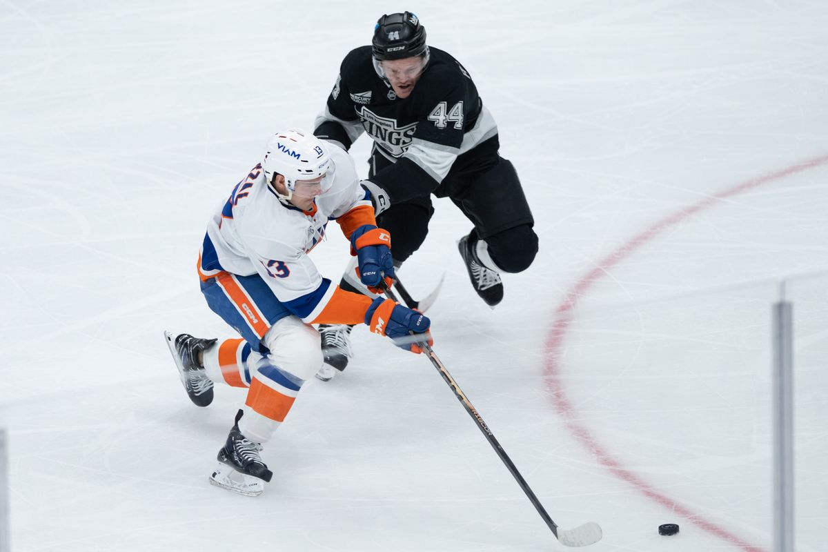 LA Kings defensiveman Mikey Anderson (44) battles for the puck during an NHL game between the New York Islanders and the Los Angeles Kings on Thursday, March 5, 2026 at Crypto.com Arena in Los Angeles Calif
