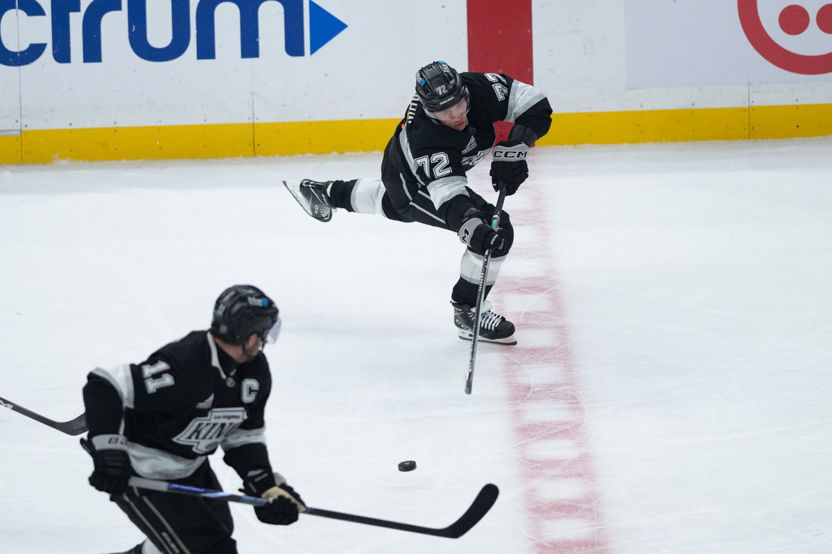LA Kings left wing Artemi Panarin (72) makes a pass during an NHL game between the New York Islanders and the Los Angeles Kings on Thursday, March 5, 2026 at Crypto.com Arena in Los Angeles Calif