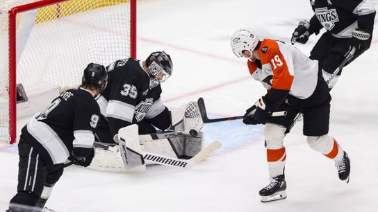 TST Images: Flyers defeat Kings, 4-3, at Crytpo.com Arena taken Crypto.com Arena (Los Angeles Kings). Photo by Jordan Teller - The Sporting Tribune