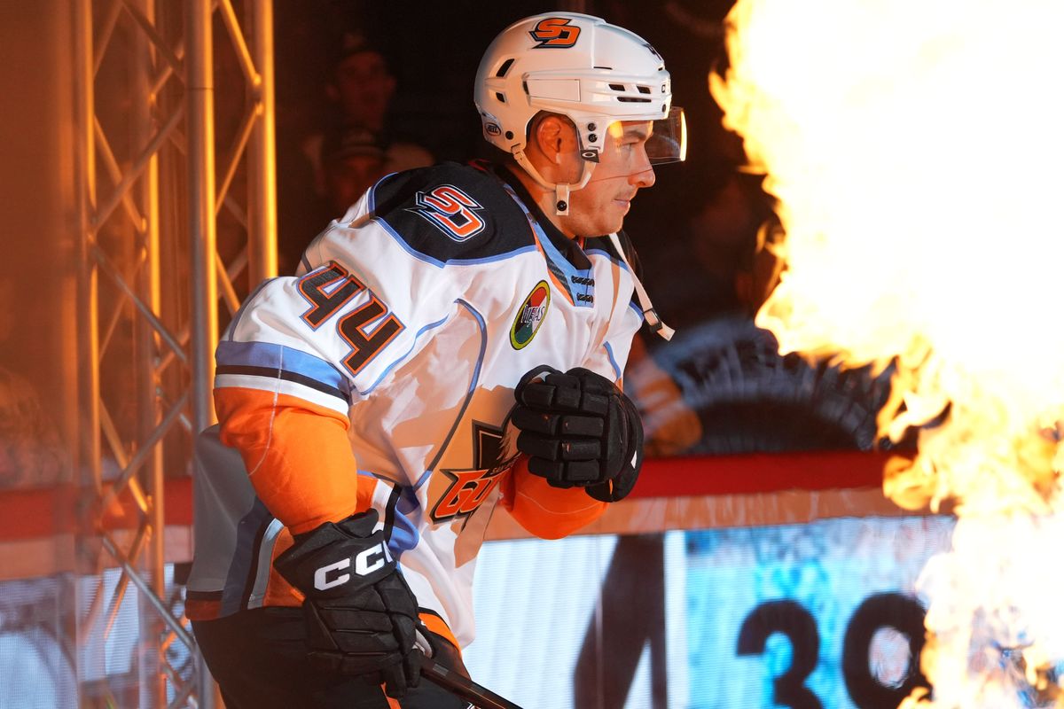 Gulls defenseman Corey Schueneman (44) enters the rink before an AHL hockey game against the Knights, Saturday October 10, 2026 in San Diego, California.