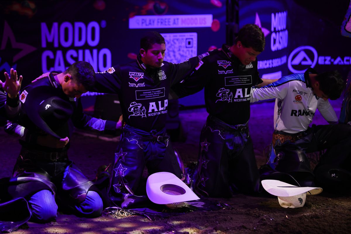 Arizona Ridge Riders gather for a prayer before day 2 of the PBR Teams Series Saturday September 12th, 2026 at Honda Center in Anaheim, Calif. Arizona Ridge Riders gather for a prayer before day 2 of the PBR Teams Series Saturday September 12th, 2026 at Honda Center in Anaheim, Calif.