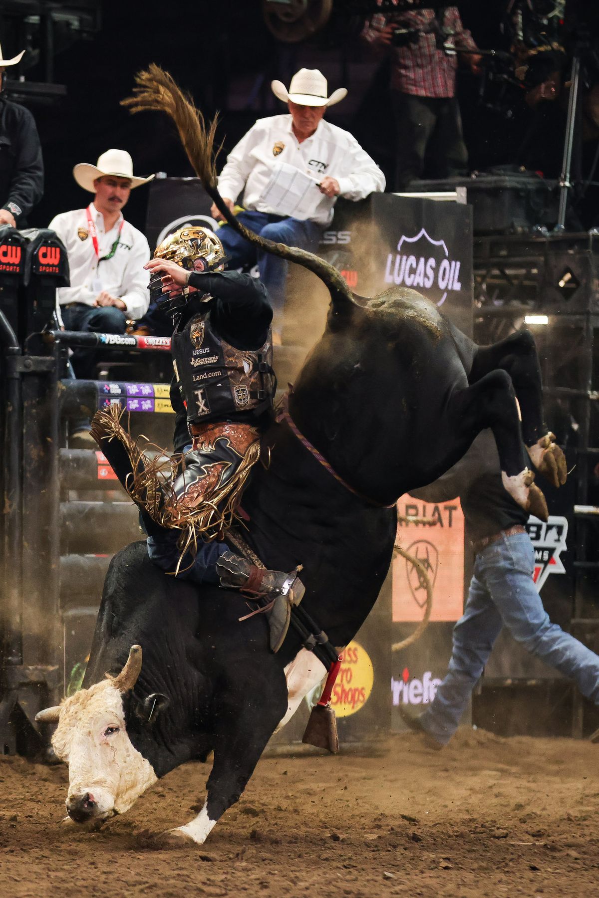 Texas Rattlers Jadon Hayes rides Texas Rattlers Jadon Hayes rides