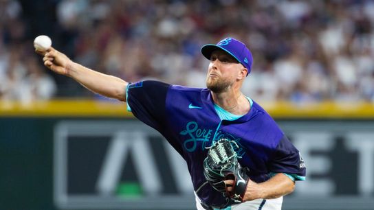 Aug 7, 2026; Phoenix, Arizona, USA; Arizona Diamondbacks pitcher Merrill Kelly in the sixth inning against the Los Angeles Dodgers at Chase Field. Aug 7, 2026; Phoenix, Arizona, USA; Arizona Diamondbacks pitcher Merrill Kelly in the sixth inning against the Los Angeles Dodgers at Chase Field.