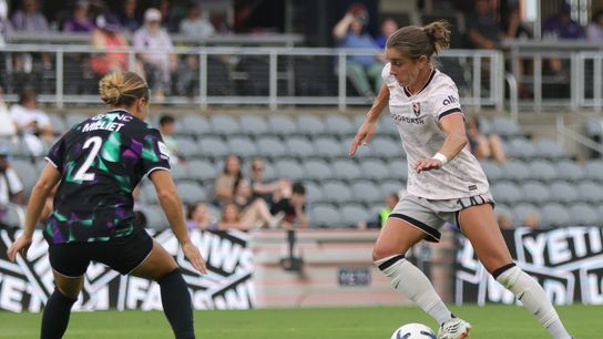 Evelyn Shores wins it for Angel City on the road taken  at Lynn Family Stadium (Angel City FC). Photo by EM Dash-Imagn Images