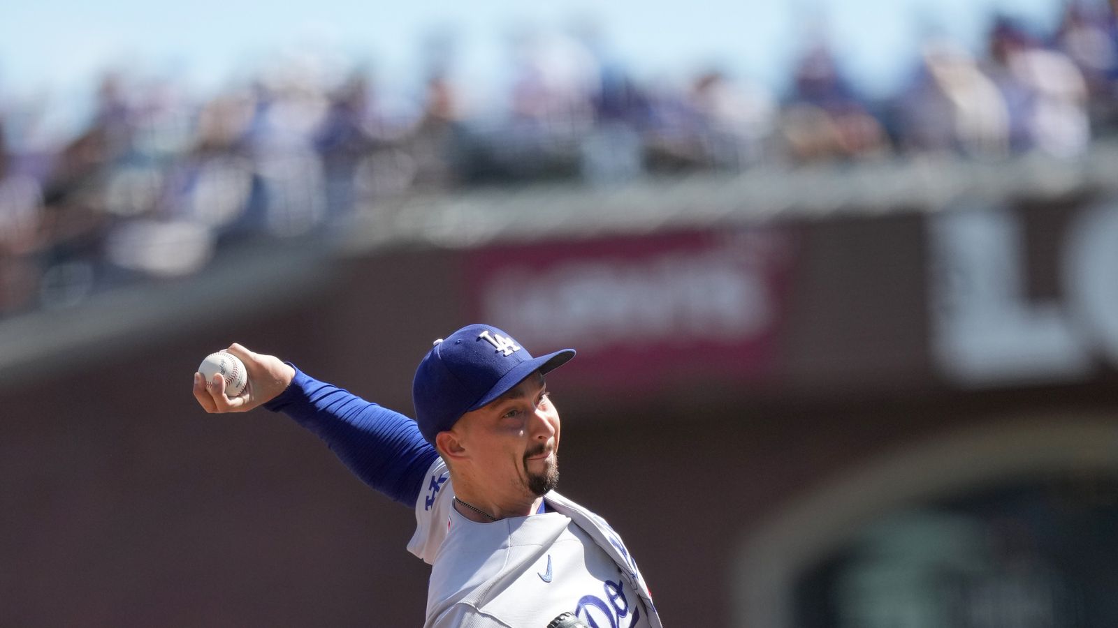 Sep 26, 2026; San Francisco, California, USA; Los Angeles Dodgers pitcher Blake Snell (7) delivers a pitch against the San Francisco Giants in the first inning at Oracle Park. Sep 26, 2026; San Francisco, California, USA; Los Angeles Dodgers pitcher Blake Snell (7) delivers a pitch against the San Francisco Giants in the first inning at Oracle Park.