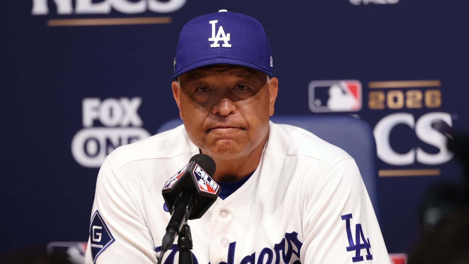 Oct 14, 2026; Los Angeles, California, USA; Los Angeles Dodgers manager Dave Roberts speaks in a press conference after game three of the NLCS for the 2026 MLB Playoffs against the Milwaukee Brewers at Uniqlo Field at Dodger Stadium. Oct 14, 2026; Los Angeles, California, USA; Los Angeles Dodgers manager Dave Roberts speaks in a press conference after game three of the NLCS for the 2026 MLB Playoffs against the Milwaukee Brewers at Uniqlo Field at Dodger Stadium.