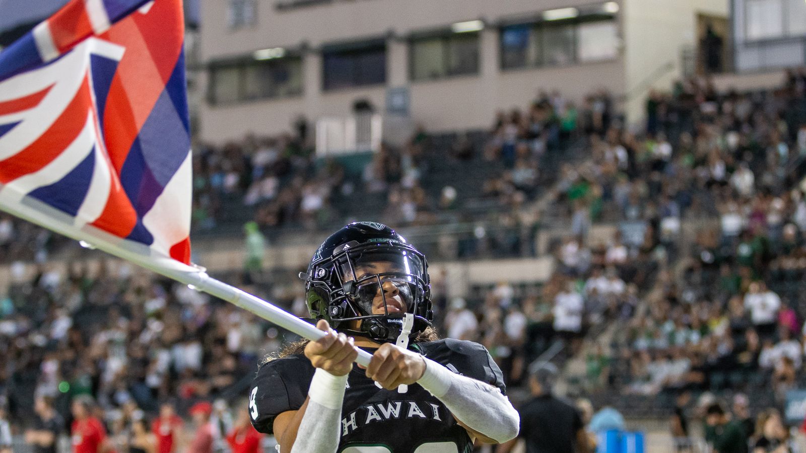 UH, Spectrum agree to drop PPV, air football games statewide