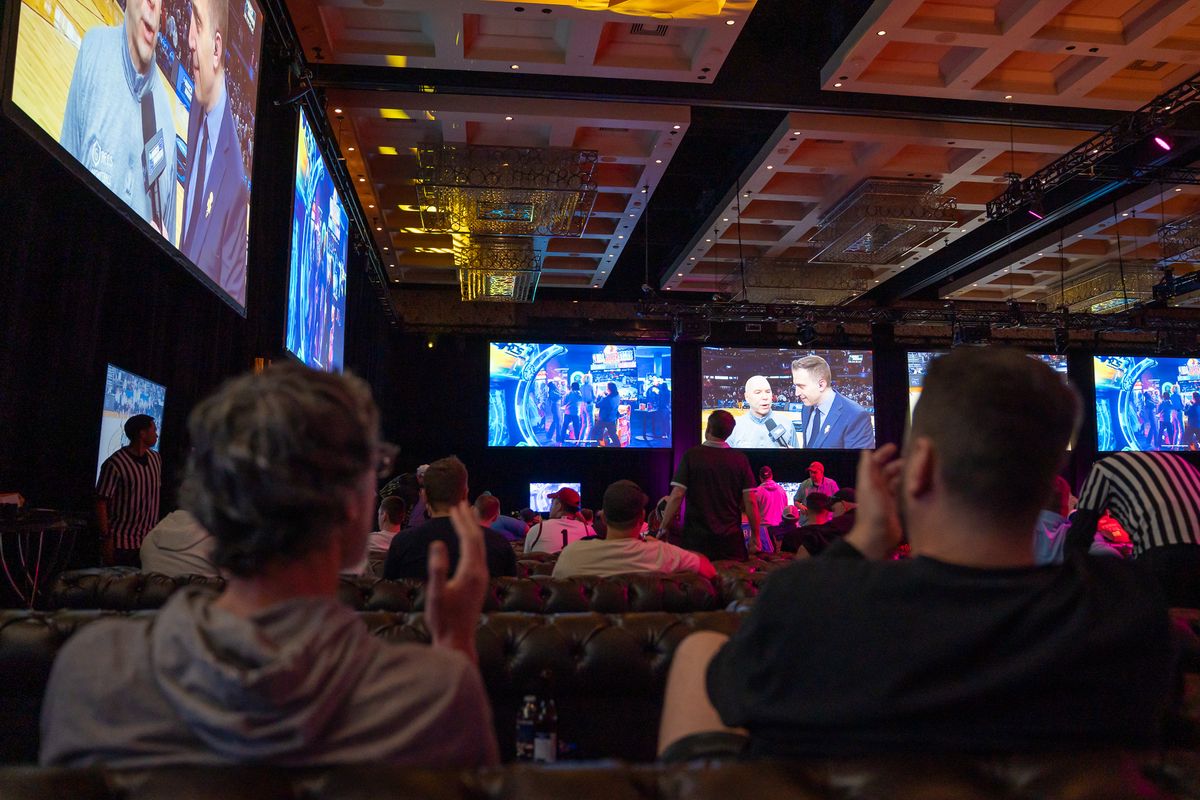 Fans watch March Madness basketball during the Hoops & Hops event at the Cosmopolitan Resort & Casino on Friday March 22, 2025 in Las Vegas. Fans watch March Madness basketball during the Hoops & Hops event at the Cosmopolitan Resort & Casino on Friday March 22, 2025 in Las Vegas.