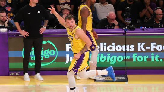 TST Español: Lakers busca regresar a la cima de la NBA taken at Crypto.com Arena (Los Angeles Lakers)