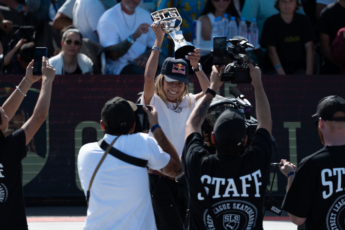 Chloe Covell celebrates after winning the women's Final during SLS Takeover Saturday, April 4th, 2026 in Downtown Los Angeles Chloe Covell celebrates after winning the women's Final during SLS Takeover Saturday, April 4th, 2026 in Downtown Los Angeles