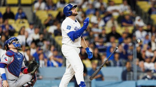 Max Muncy hits three homers, lifts Dodgers on walk-off taken at Dodger Stadium (Los Angeles Dodgers)