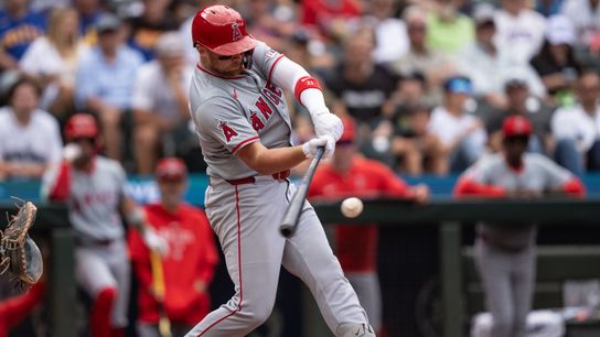 Angels complete sweep of Mariners behind late-inning rally (Los Angeles Angels)