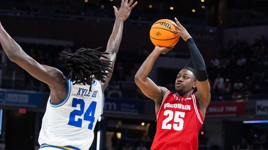 UCLA taken down by Washington to snap winning streak (UCLA Bruins)