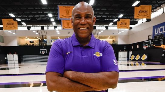 Lakers name Derrin Horton as PA announcer, succeeding late great Lawrence Tanter taken in Los Angeles (Los Angeles Lakers)
