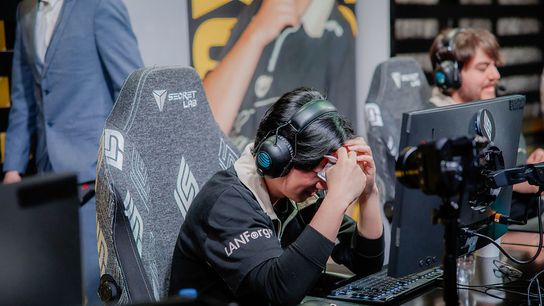 Winless and Out: Dignitas reflects on a difficult LCS Split 2 taken at Riot Games Arena (Esports). Photo by Heaven Wolf - Riot Games