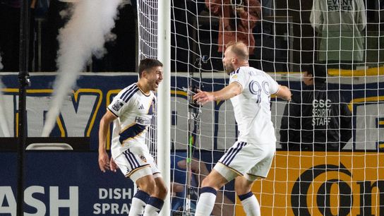 LA Galaxy routs Charlotte behind Klauss’ brace (LA Galaxy). Photo by EDWIN SO - THE SPORTING TRIBUNE