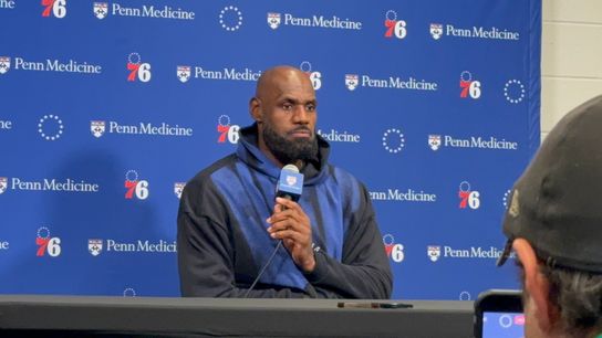 LeBron James makes Philadelphia debut in 76ers scrimmage taken Xfinity Mobile Arena