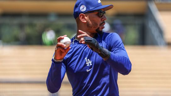 Betts cleared to swing bat, recovery trending in positive direction taken Dodger Stadium (Mookie Betts)