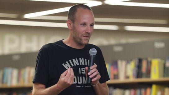 Jeff Pearlman apologizes after YouTuber accuses him of plagiarism taken in Los Angeles (Sports Media)