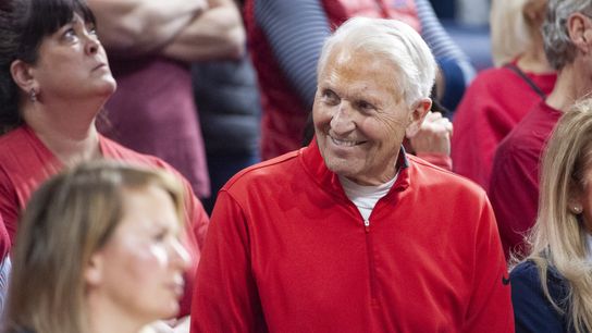 Wooden Award Flashback: Lute Olson builds a consistent winner in Arizona taken in Los Angeles (Wooden Award)