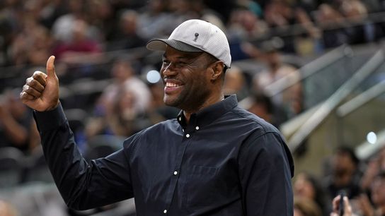 Wooden Award Flashback: 'The Admiral' leads Navy basketball to new heights taken in Los Angeles (Wooden Award)