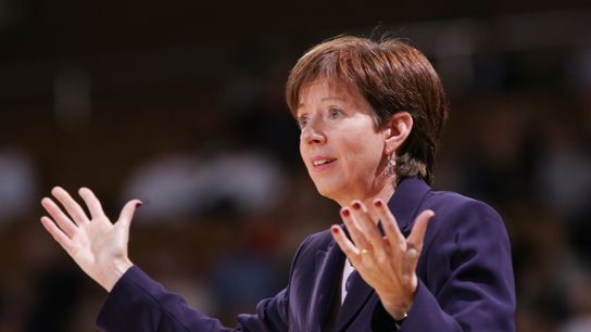 Wooden Award Flashback: Muffet McGraw's Notre Dame masterclass taken in Los Angeles (Wooden Award)