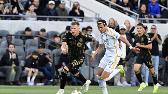 LAFC, LA Galaxy to fight for 1st on 4th of July (Galaxy)