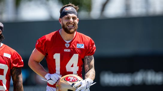 San Francisco 49er wide receiver shot in chest in attempted robbery taken San Francisco (breaking news)
