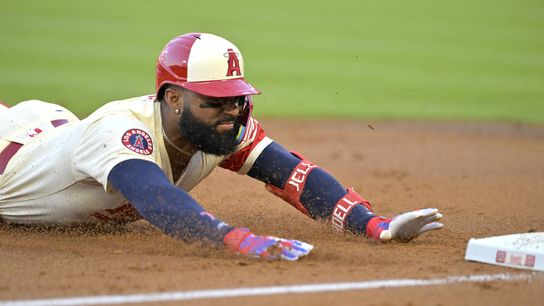Adell's bat lifts the Angels over the Mariners taken Angel Stadium (Los Angeles Angels)